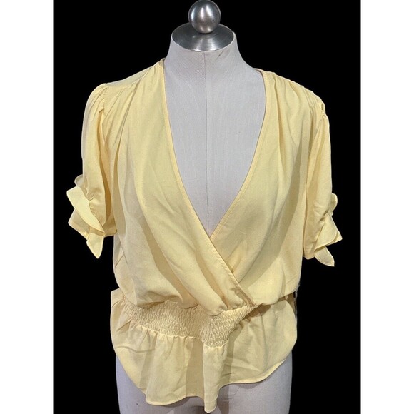 1.STATE Cross Front Women's V-Neck Short Sleeve Yellow Top Size Large NWT - Picture 6 of 6
